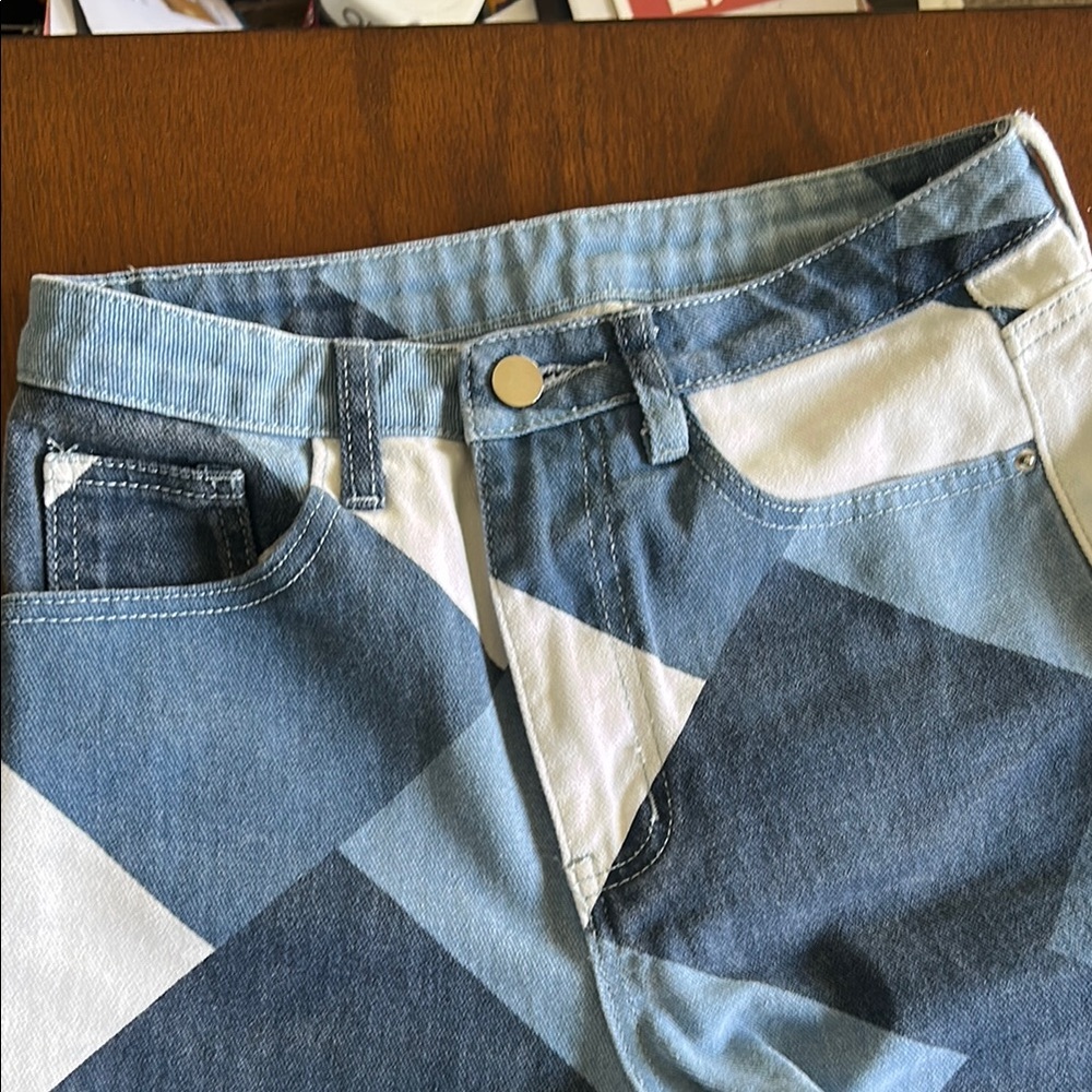 SHEIN Blue and White Flare Jeans - Picture 4 of 7